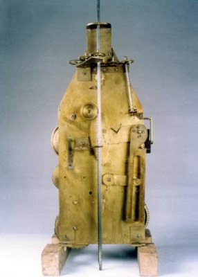 图片[2]-Copper gilded inlaid stone lifting tower clock-China Archive